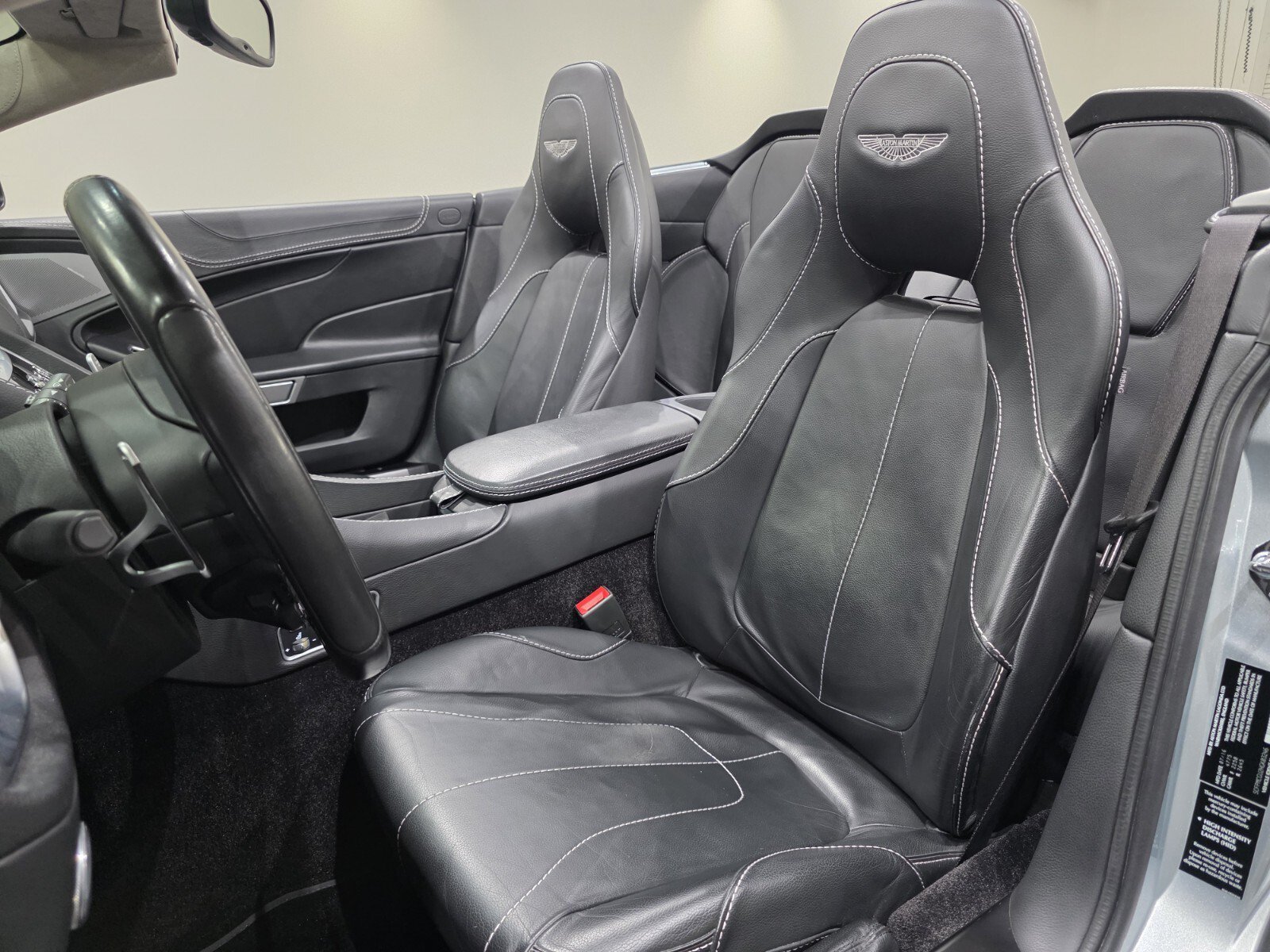 Used 2017 Aston Martin Vanquish Volante RWD image 12
