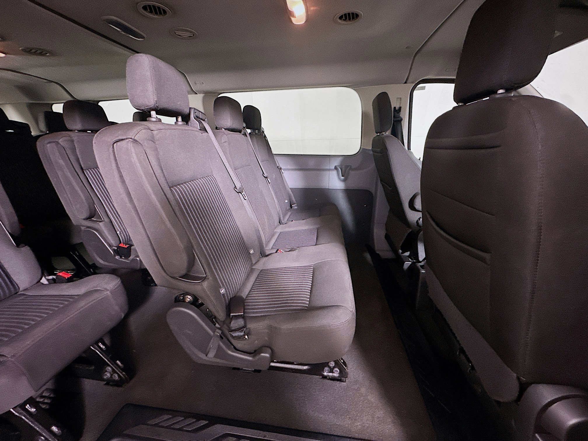 Used 2017 Ford Transit 350 XLT image 30