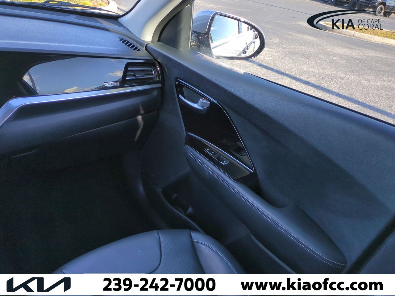 Certified 2022 Kia Niro EX Premium image 16