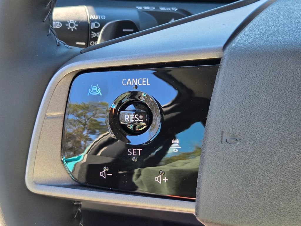 New 2026 Nissan Leaf SV+ w/ Floor Mat Package (SV+) image 24