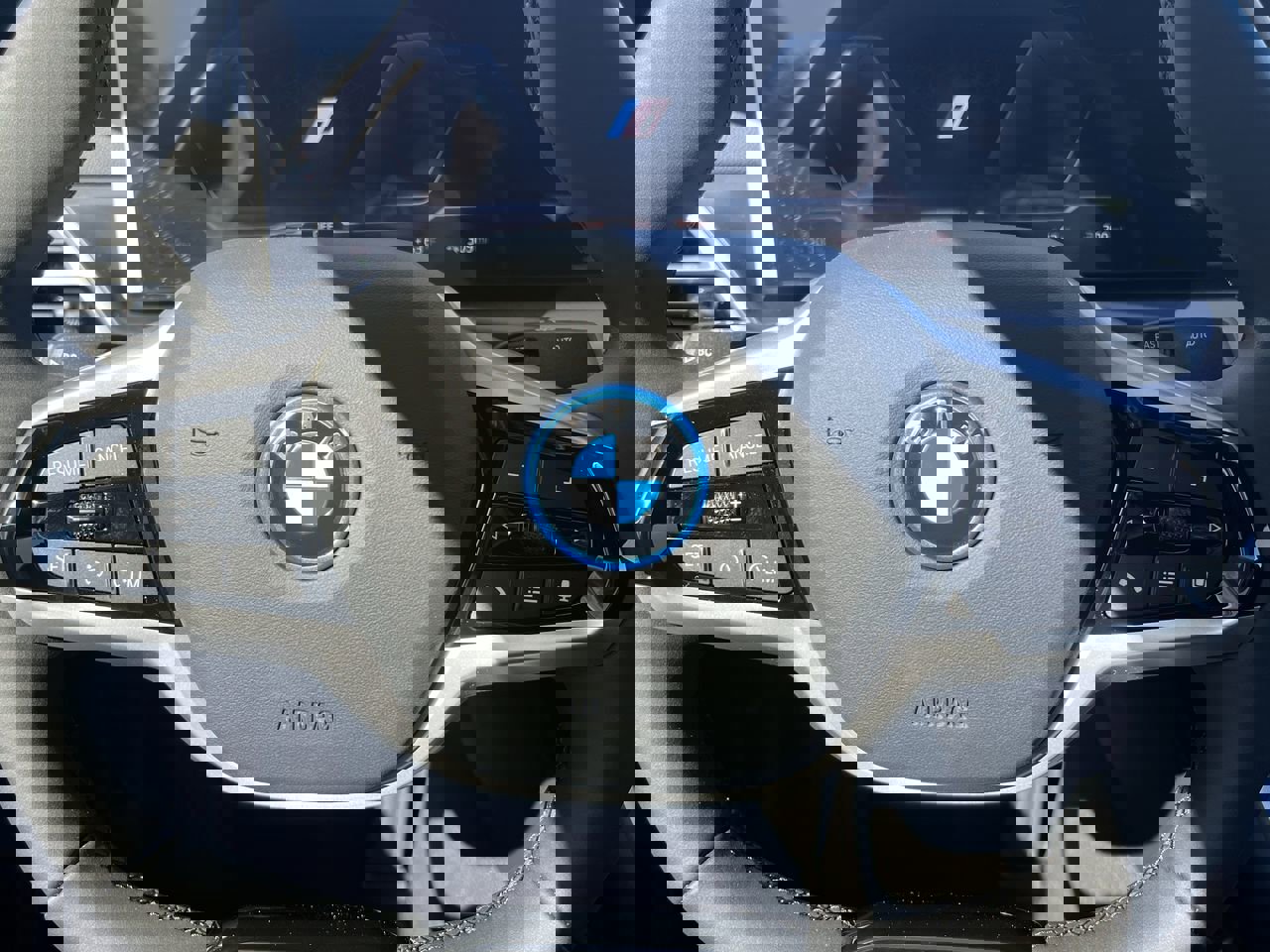 Used 2025 BMW i4 eDrive40 w/ Parking Assistance Package image 21