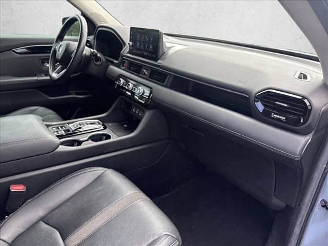 Used 2025 Honda Pilot Touring image 27