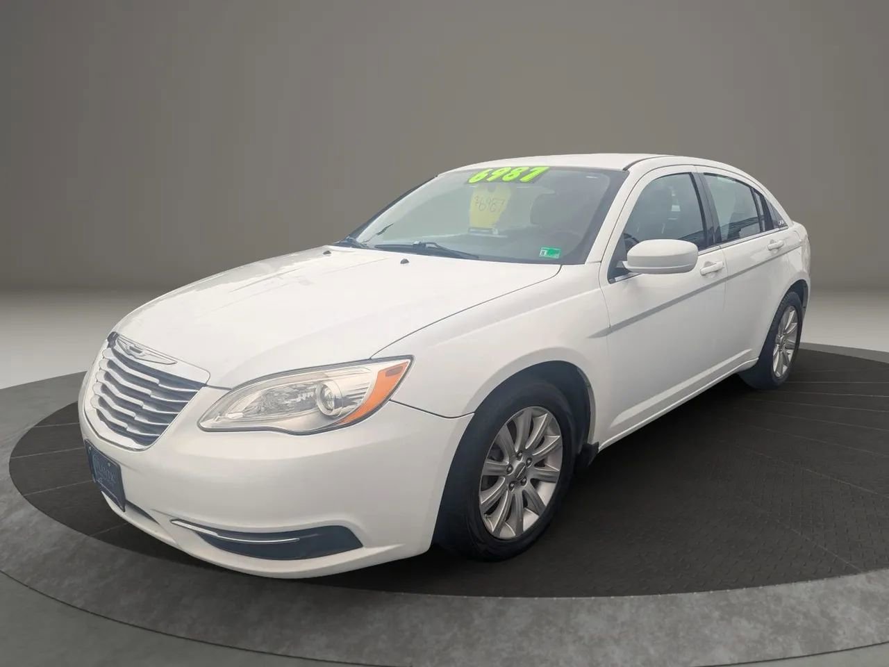 Used 2014 Chrysler 200 Touring image 1
