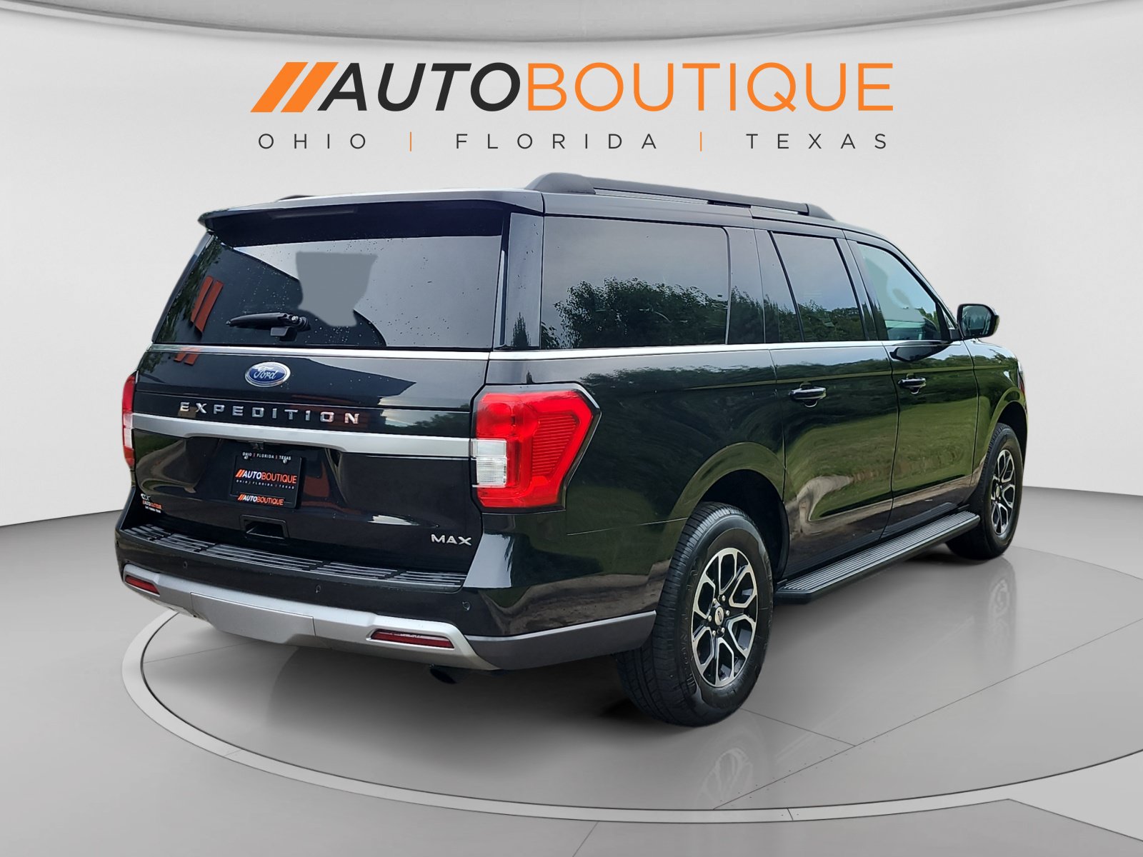 Used 2024 Ford Expedition Max XLT RWD image 5