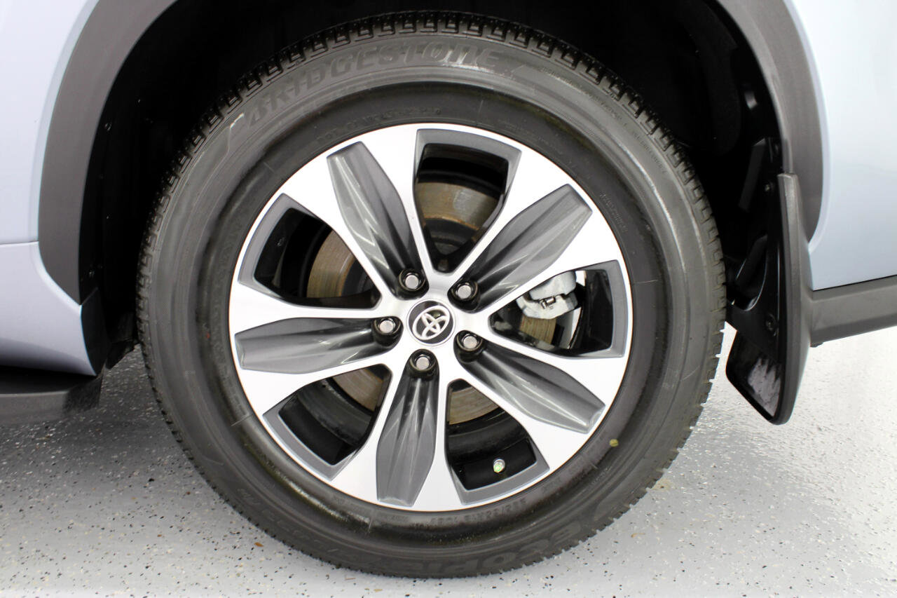 Used 2021 Toyota Highlander XLE image 87