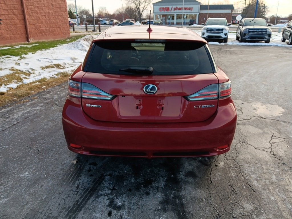 Used 2013 Lexus CT 200h w/ Seat Comfort Pkg image 4