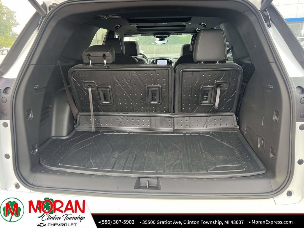 Certified 2023 Chevrolet Traverse Premier w/ LPO, Floor Liner Package AWD/4WD image 12