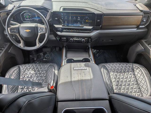 Used 2024 Chevrolet Silverado 3500 High Country w/ High Country Premium Package image 18