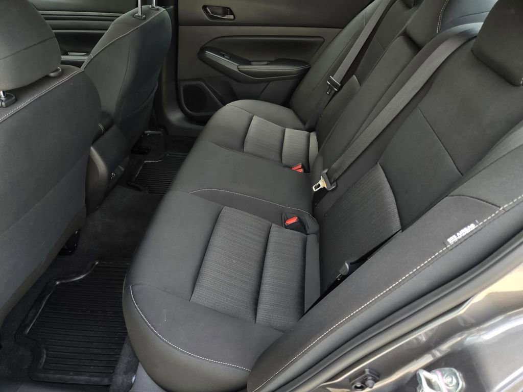 Certified 2024 Nissan Altima 2.5 SV w/ SV Premium Package image 11