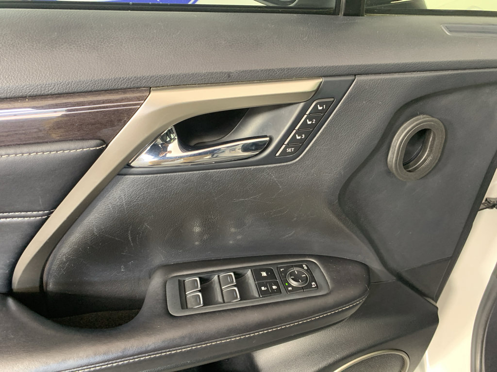 Used 2021 Lexus RX 350L Luxury w/ Accessory Package image 14