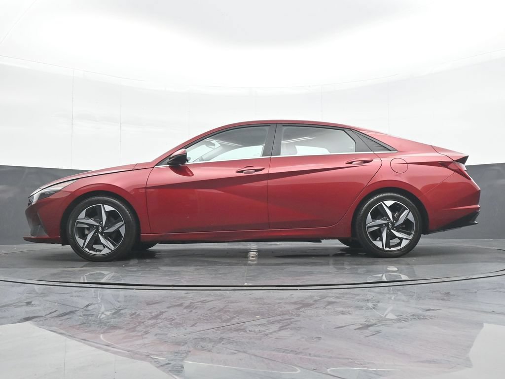 Used 2023 Hyundai Elantra Limited FWD image 28