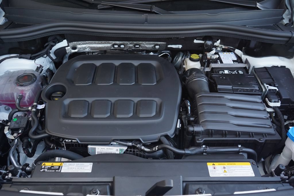 New 2026 Volkswagen Tiguan SE R-Line FWD image 15