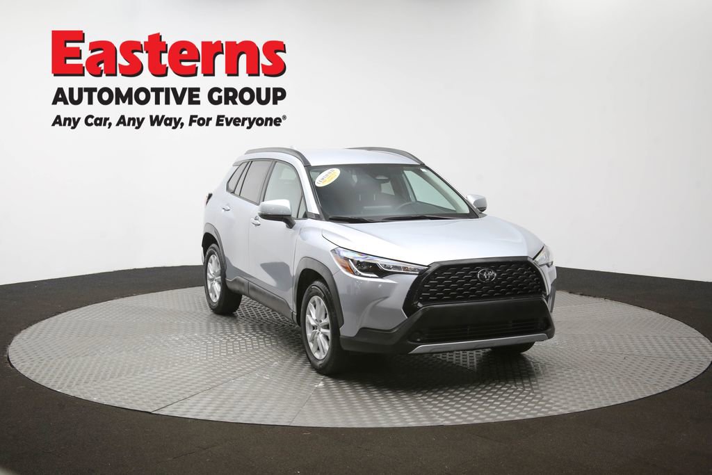 Used 2024 Toyota Corolla Cross LE image 46