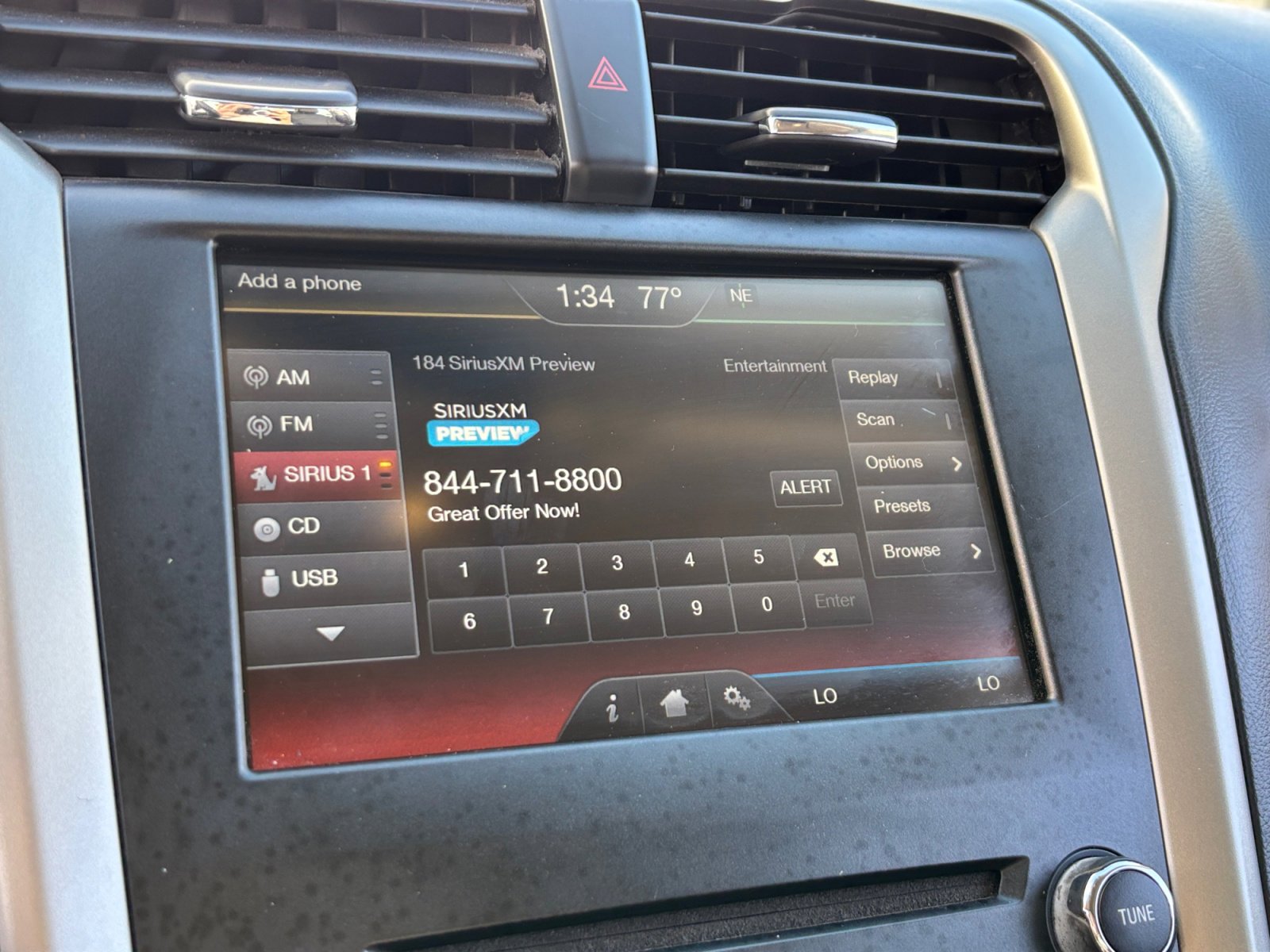 Used 2015 Ford Fusion SE w/ Equipment Group 202A image 12