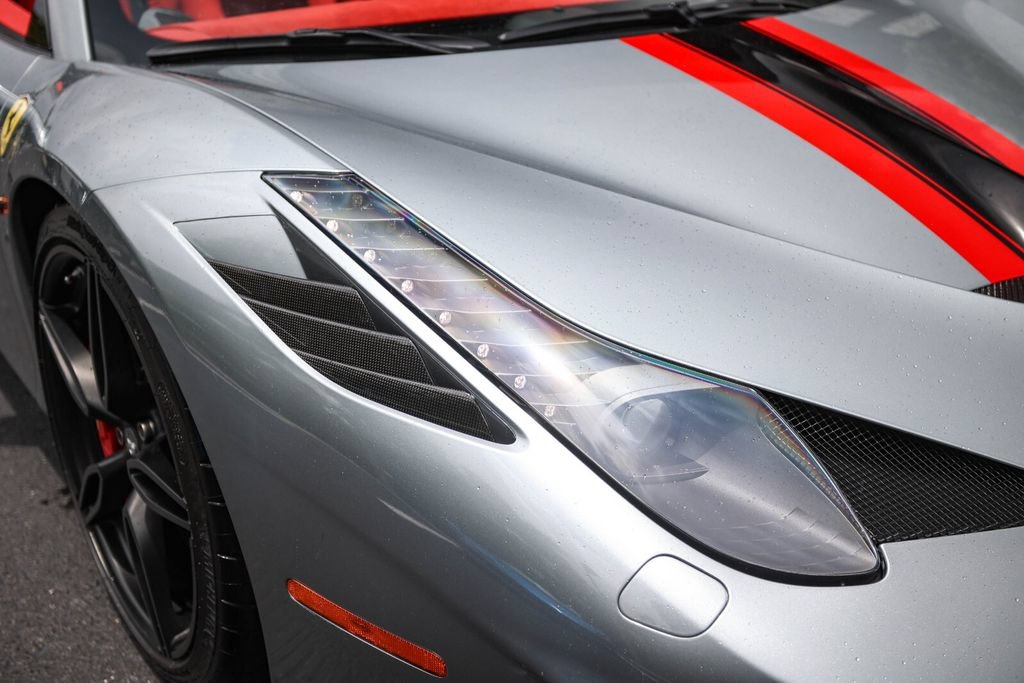 Used 2015 Ferrari 458 Speciale A RWD image 15