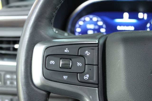 Used 2022 Chevrolet Tahoe LT w/ Luxury Package AWD/4WD image 16
