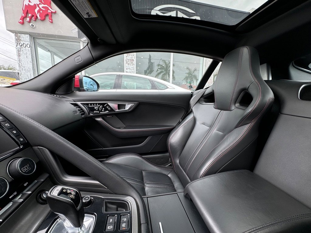 Used 2016 Jaguar F-TYPE S image 19