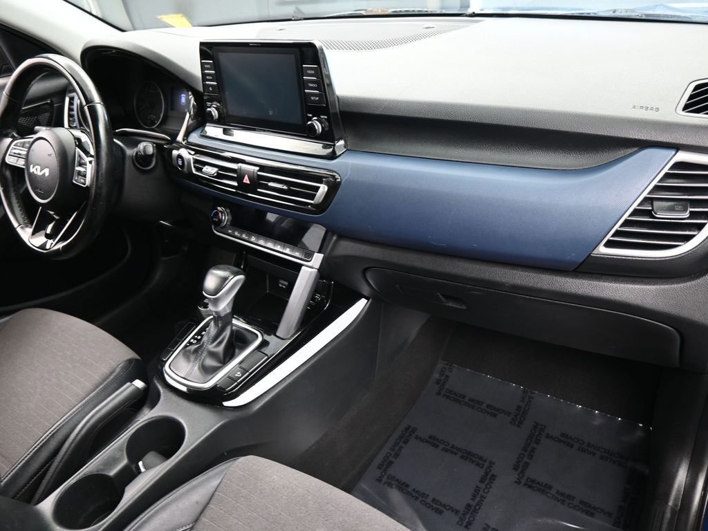 Used 2023 Kia Seltos S image 35