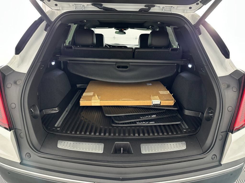 Used 2020 Cadillac XT5 Premium Luxury AWD/4WD image 44