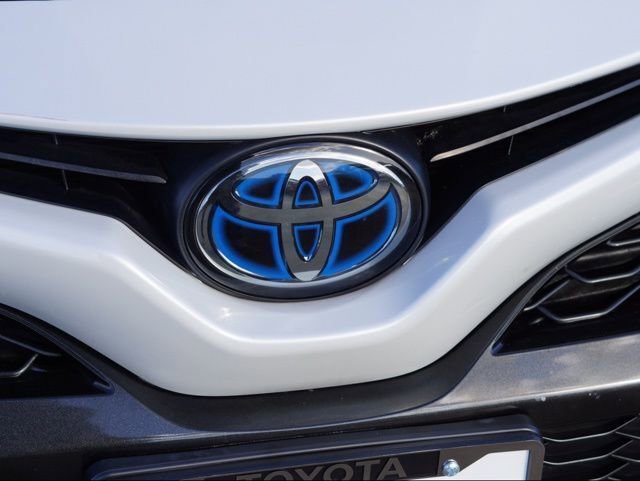 Used 2021 Toyota Camry XSE w/ Navigation Upgrade Package image 9