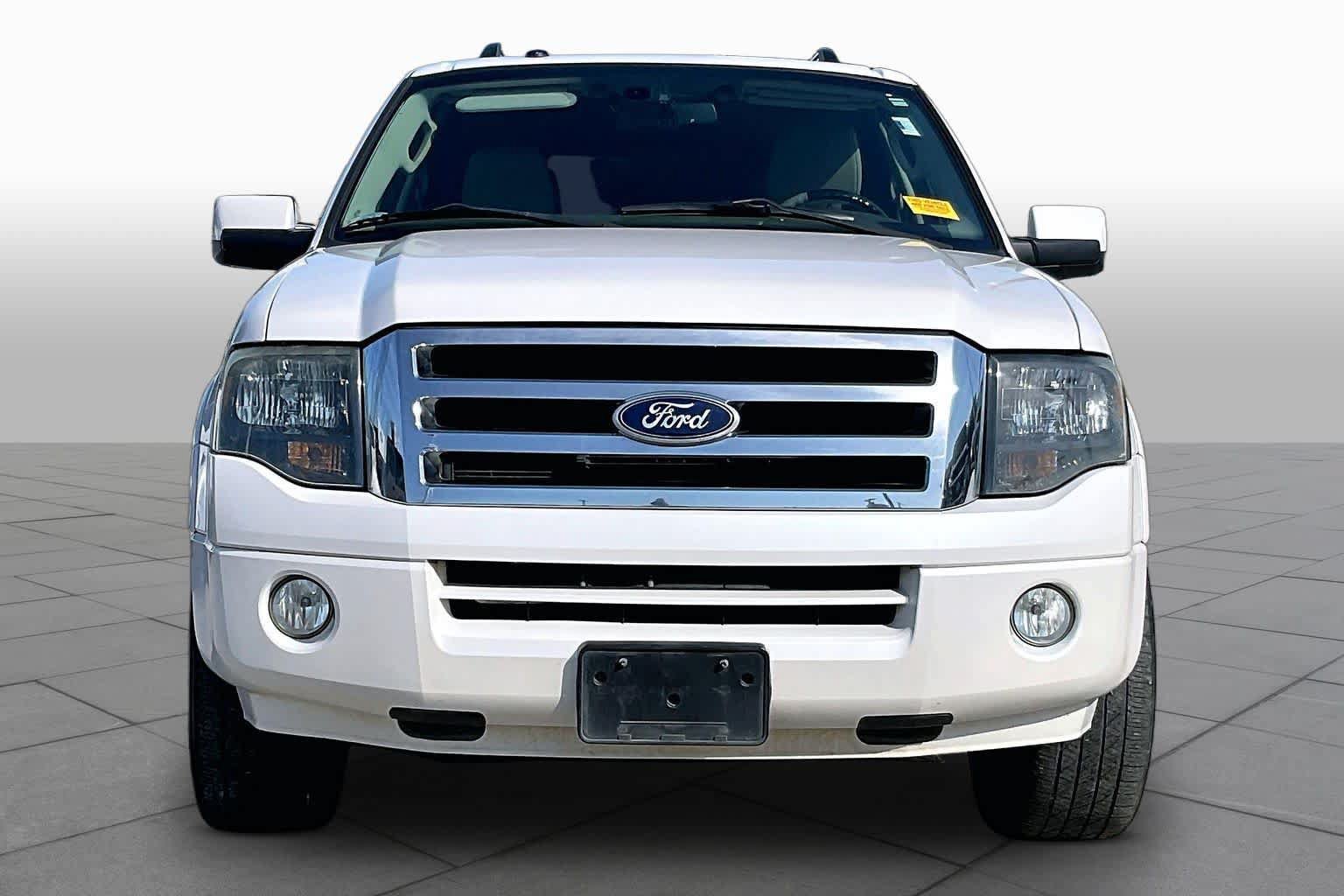 Used 2011 Ford Expedition Limited RWD image 3