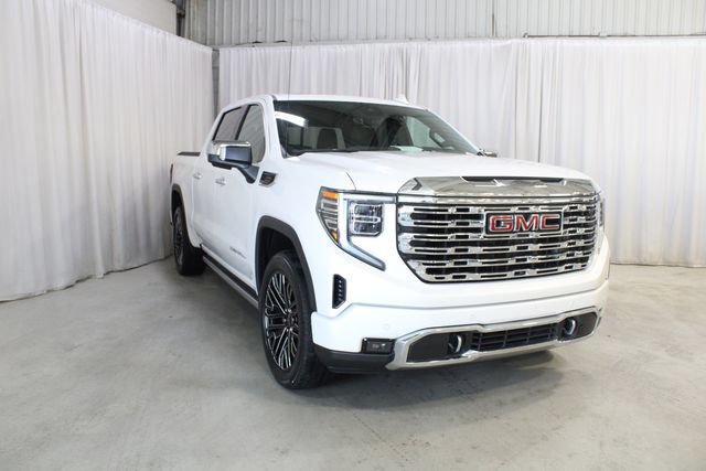 Used 2024 GMC Sierra 1500 Denali AWD/4WD image 38