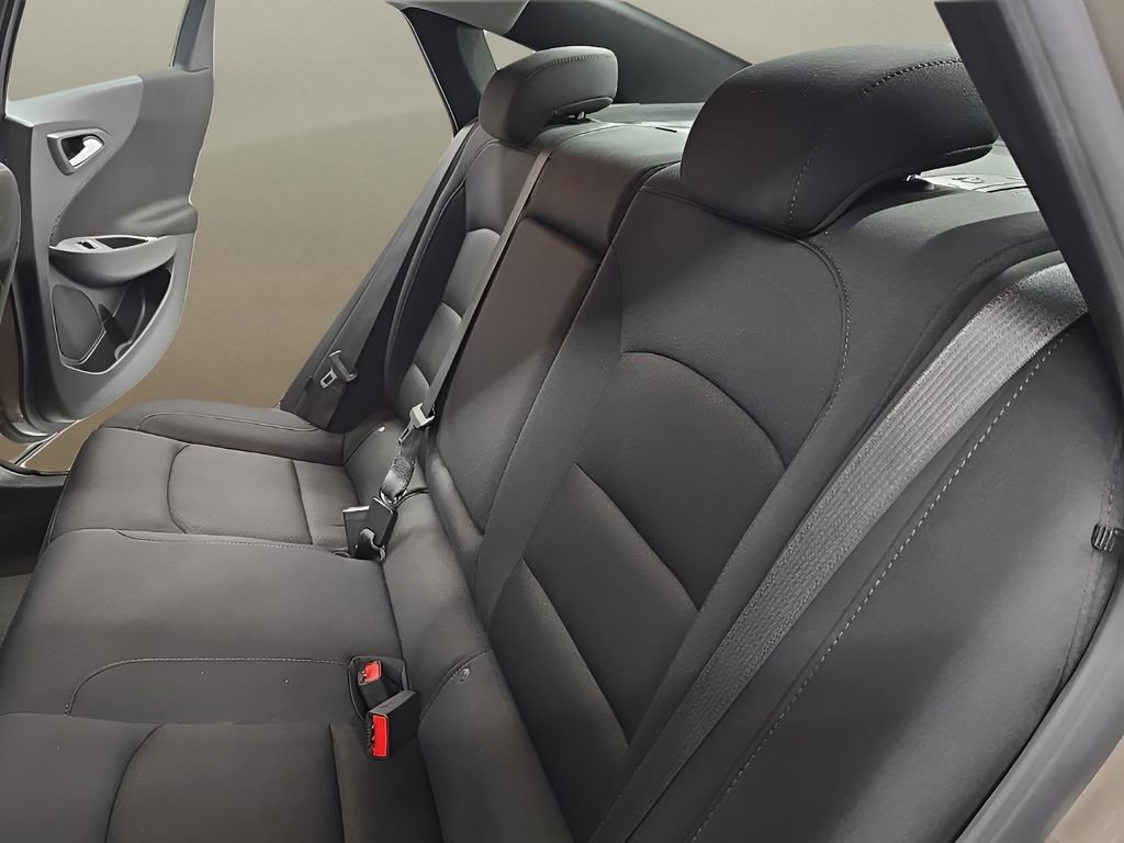 Used 2024 Chevrolet Malibu LT image 15
