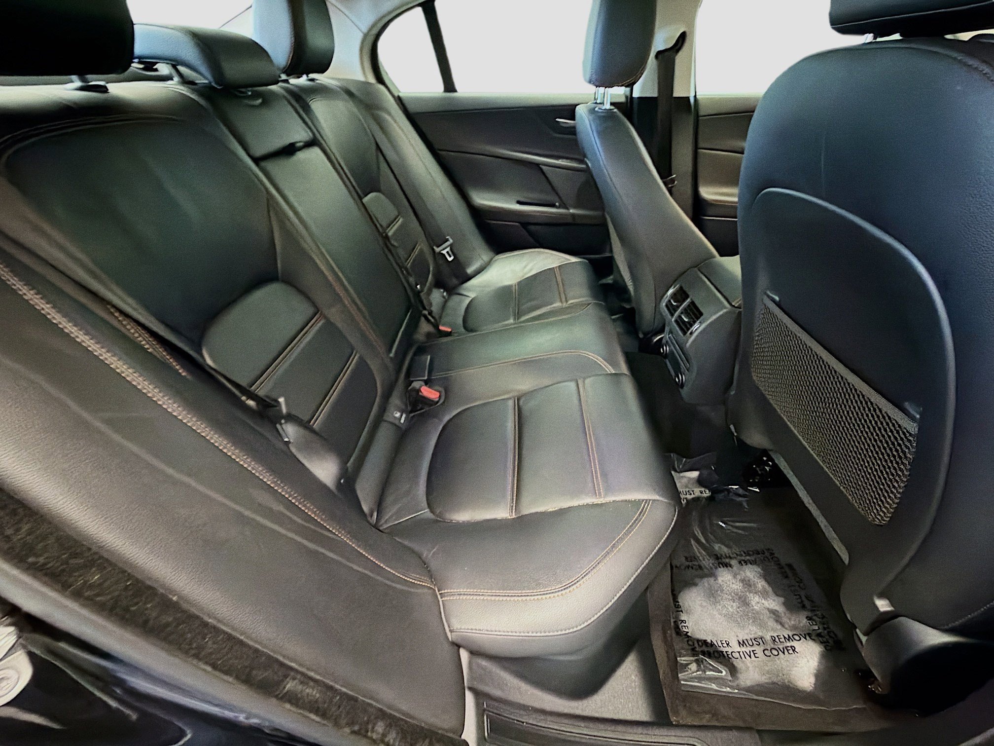 Used 2017 Jaguar XE Prestige RWD image 14