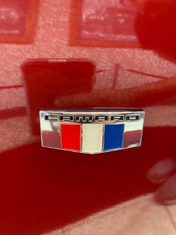 Used 2018 Chevrolet Camaro LT w/ Technology Package image 25