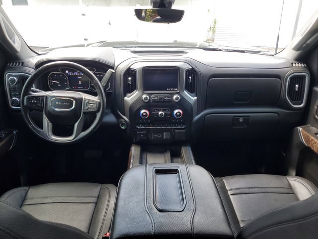Used 2021 GMC Sierra 2500 Denali w/ Denali Black Diamond Edition AWD/4WD image 12