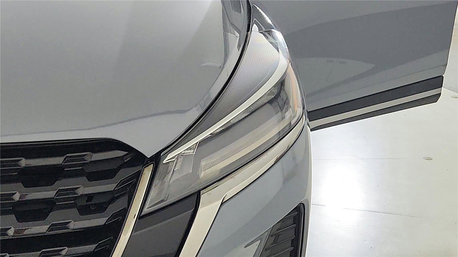 Used 2022 Nissan Kicks SR w/ Interior Electronics Package FWD image 28