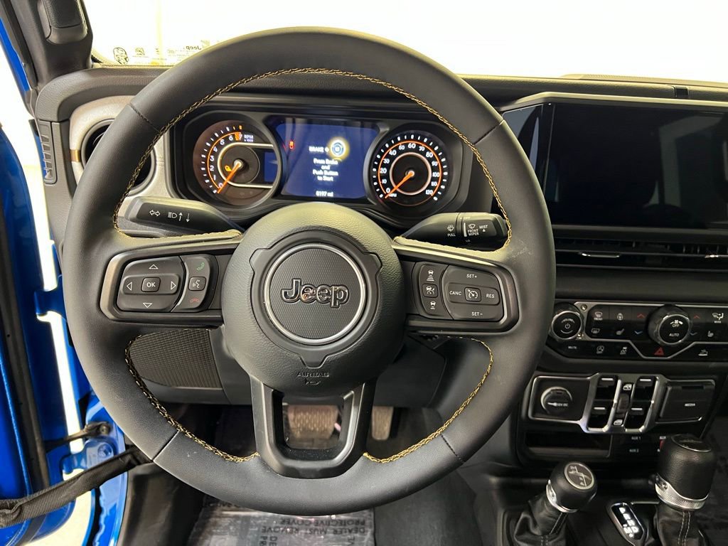 Used 2024 Jeep Gladiator Sport image 17