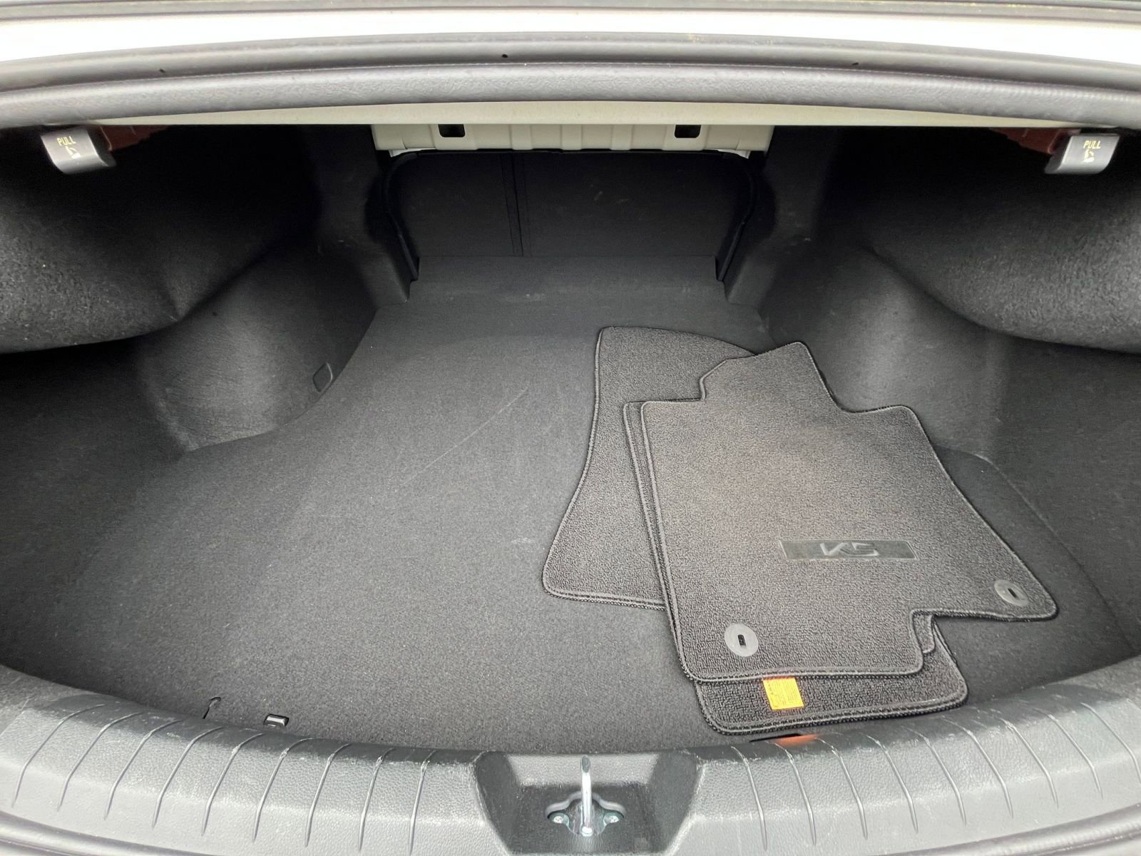 Used 2025 Kia K5 LXS image 32