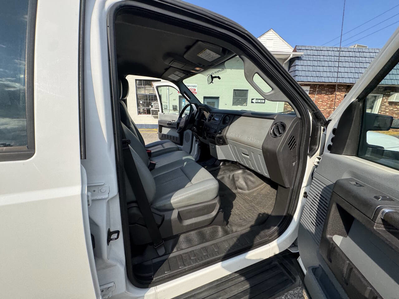 Used 2016 Ford F450 XL w/ Power Equipment Group image 57