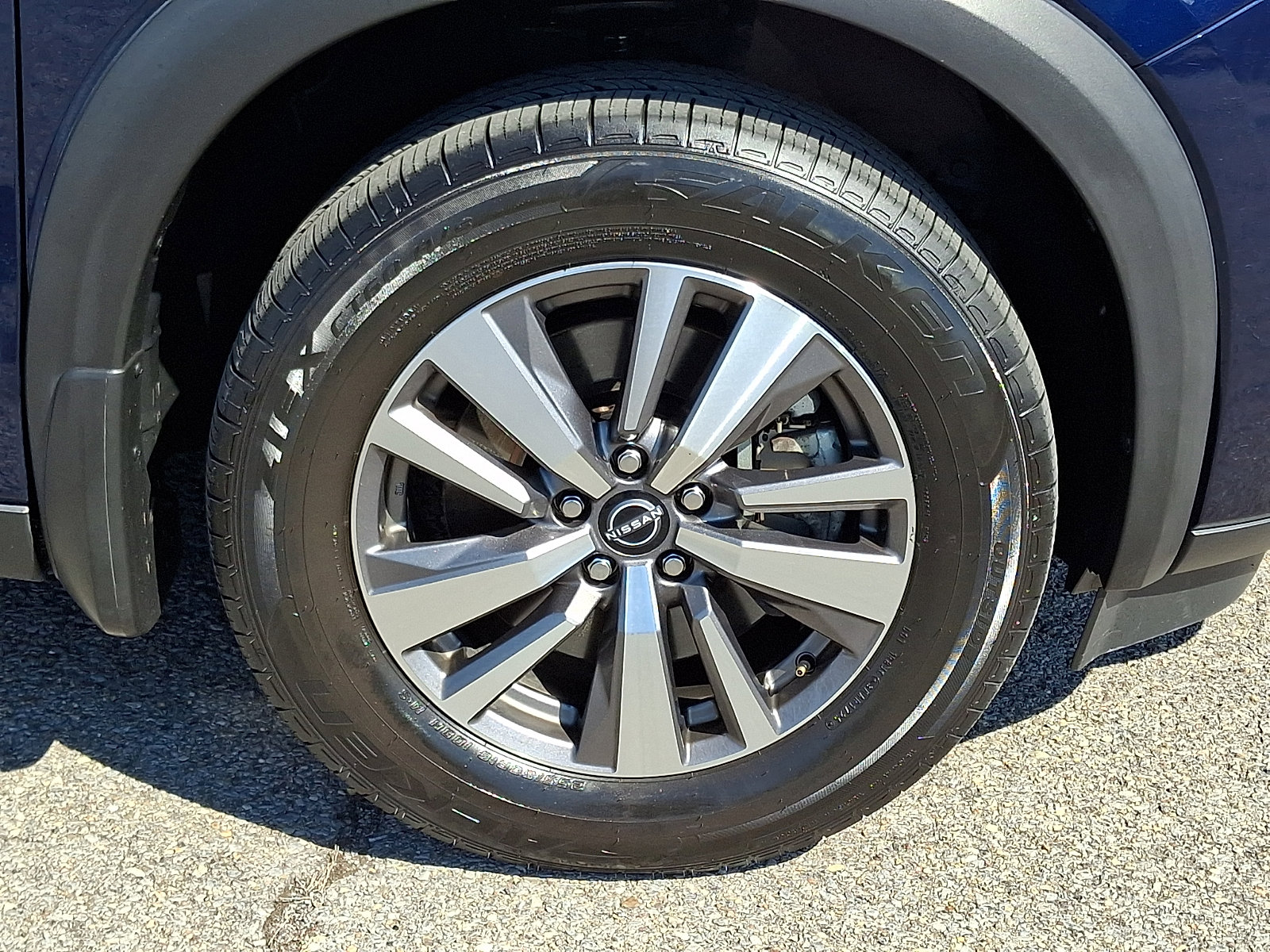 Used 2022 Nissan Pathfinder SL AWD/4WD image 8