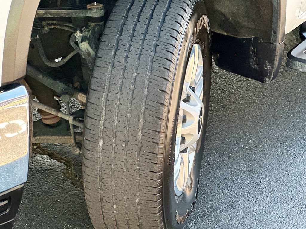 Used 2025 Chevrolet Silverado 2500 LT w/ Convenience Package image 25