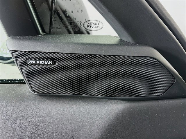 Used 2025 Land Rover Range Rover Sport SE image 20