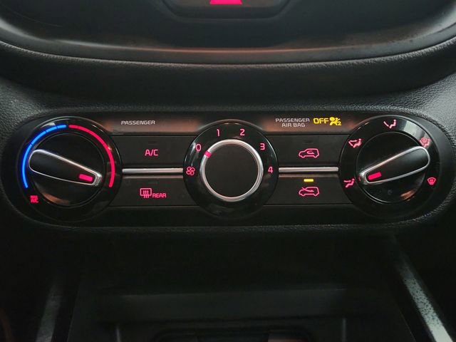 Used 2022 Kia Soul LX FWD image 15