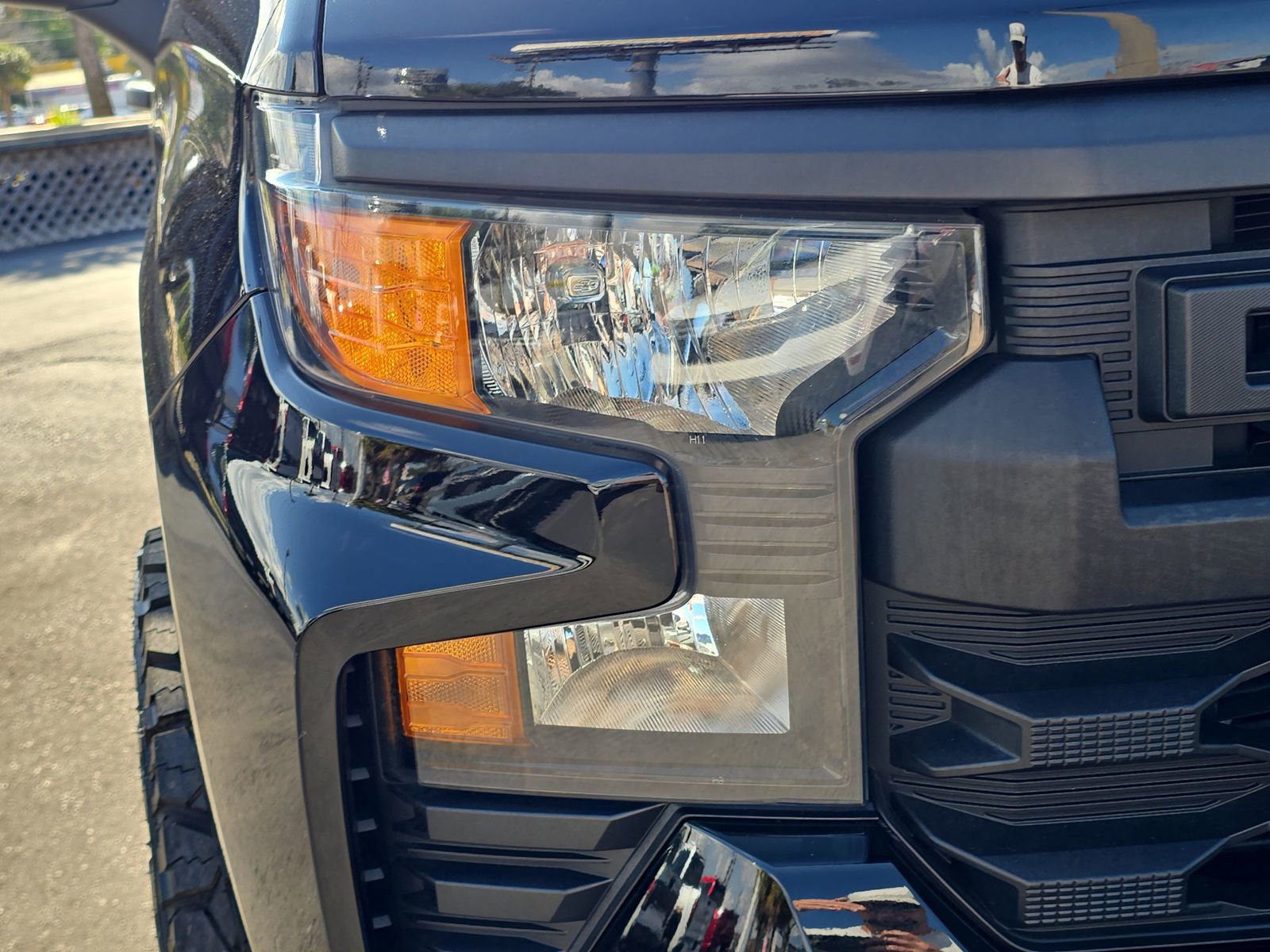 Used 2023 Chevrolet Silverado 1500 Custom image 7