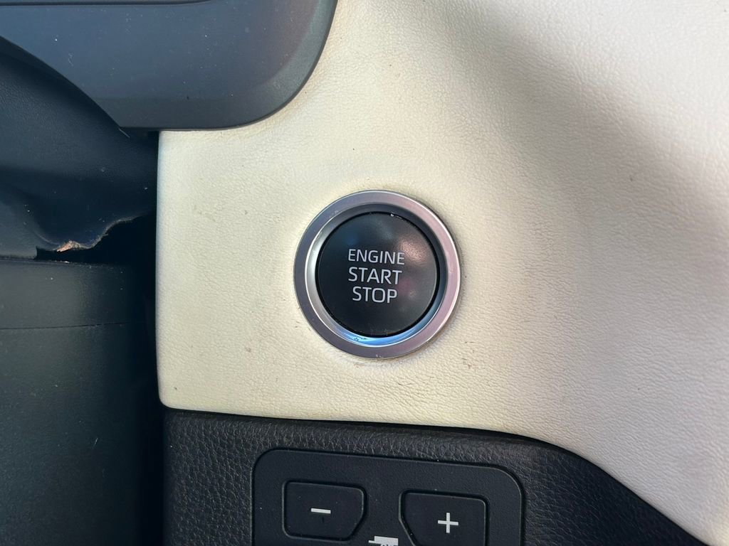 Used 2022 Toyota Tundra 1794 Edition image 36