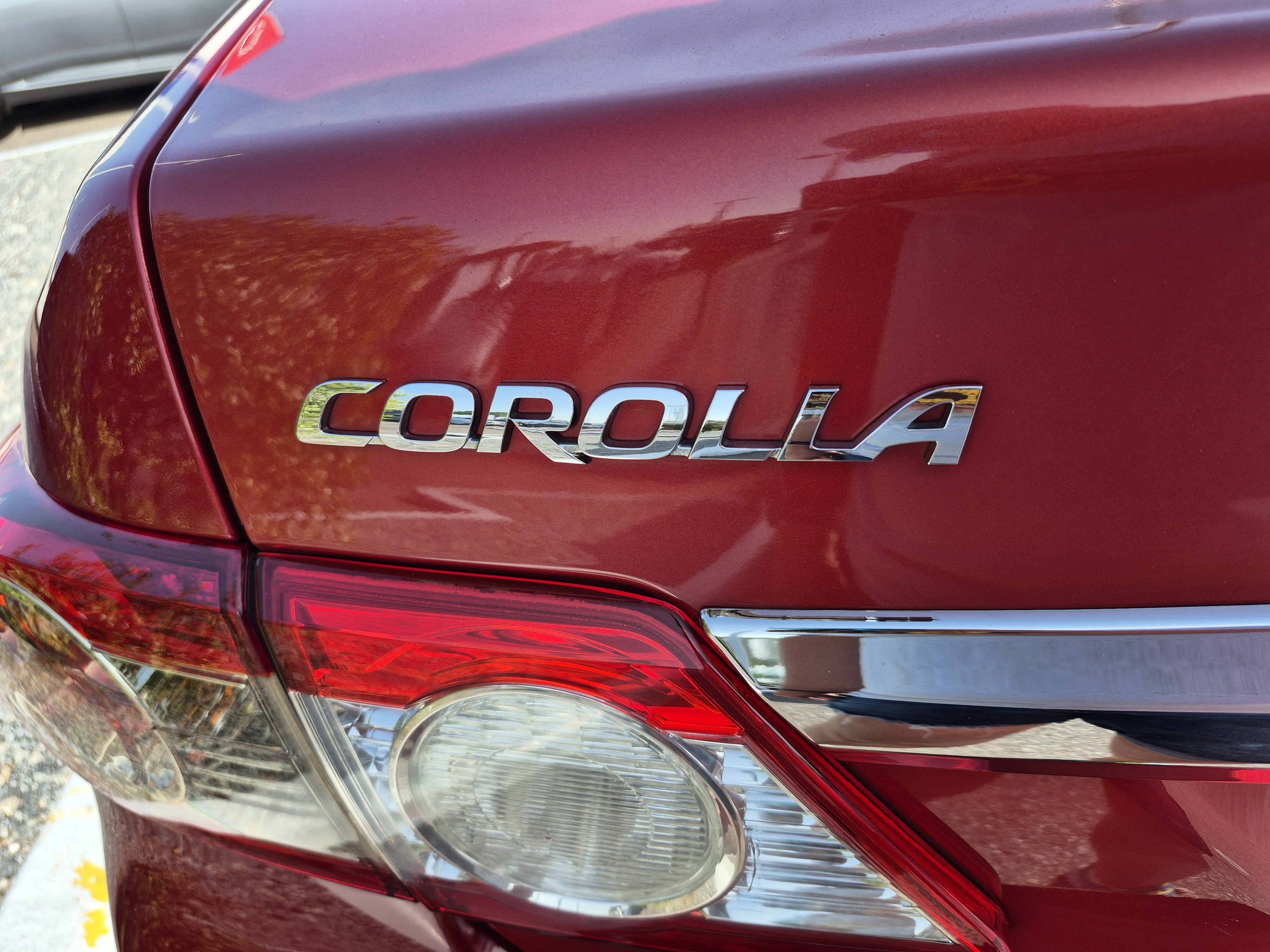 Used 2013 Toyota Corolla LE FWD image 33