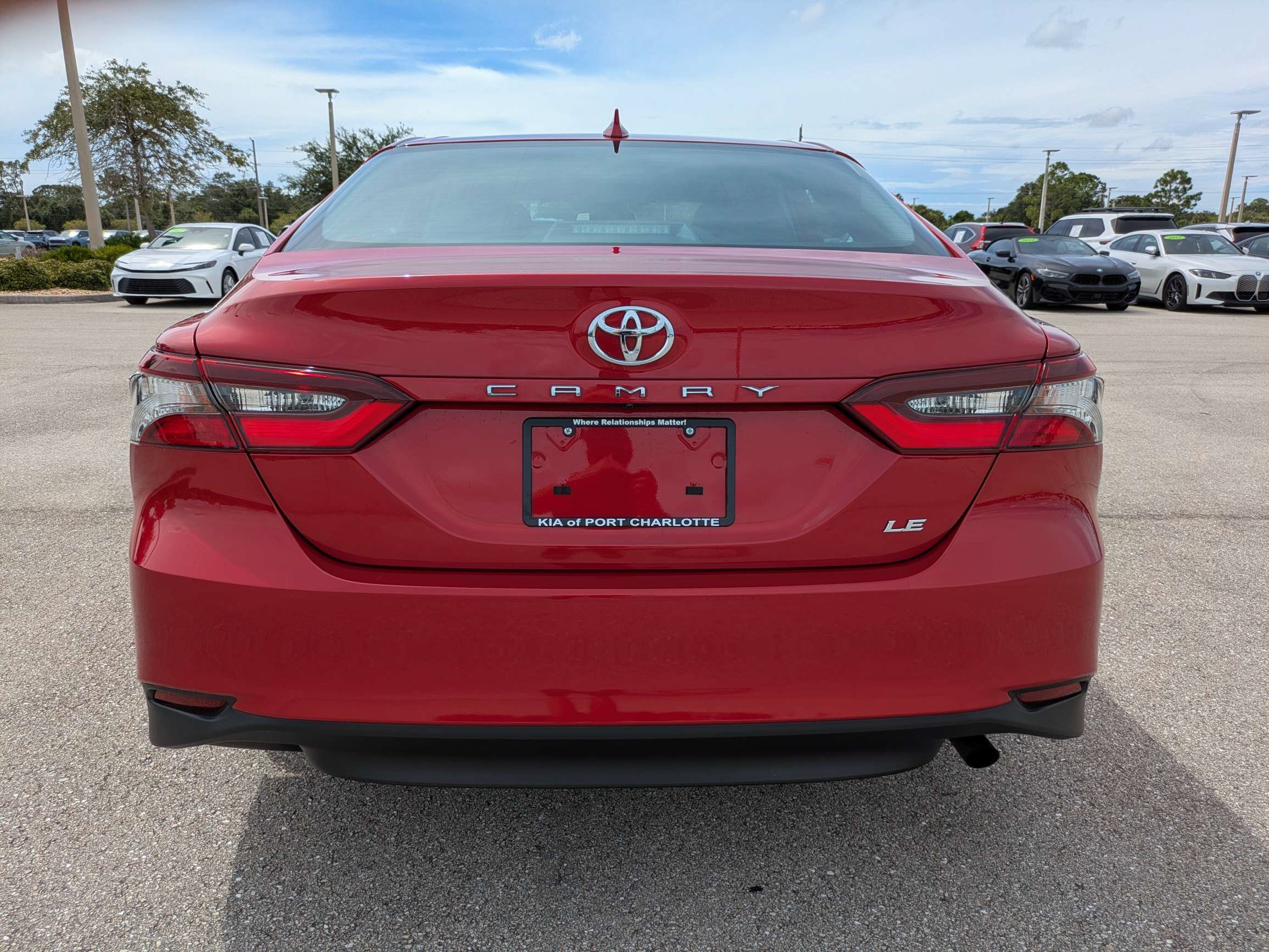Used 2024 Toyota Camry LE w/ Convenience Package FWD image 5