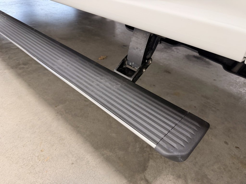 Used 2024 Ford F250 Platinum image 18