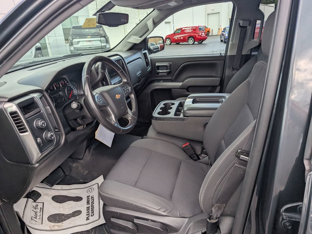 Used 2018 Chevrolet Silverado 1500 LT AWD/4WD image 10