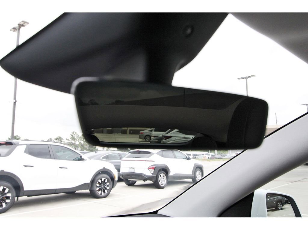 Used 2025 Tesla Model Y Performance AWD/4WD image 23