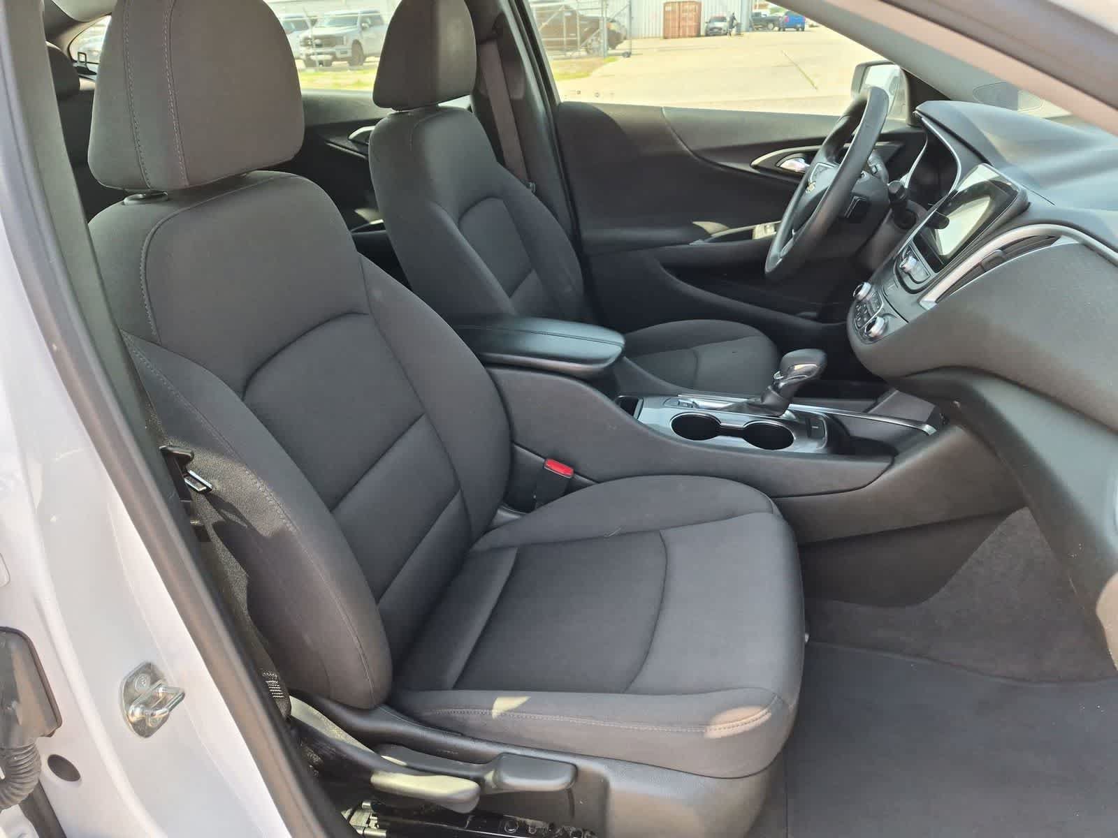 Used 2023 Chevrolet Malibu LT FWD image 26