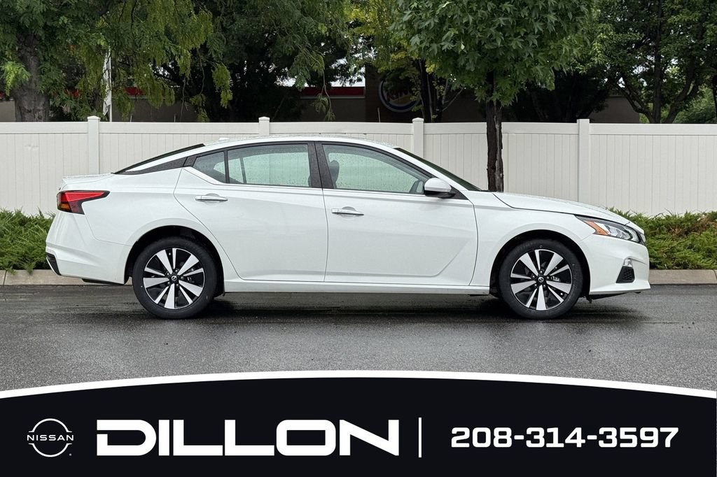 Used 2022 Nissan Altima 2.5 SV AWD/4WD image 3