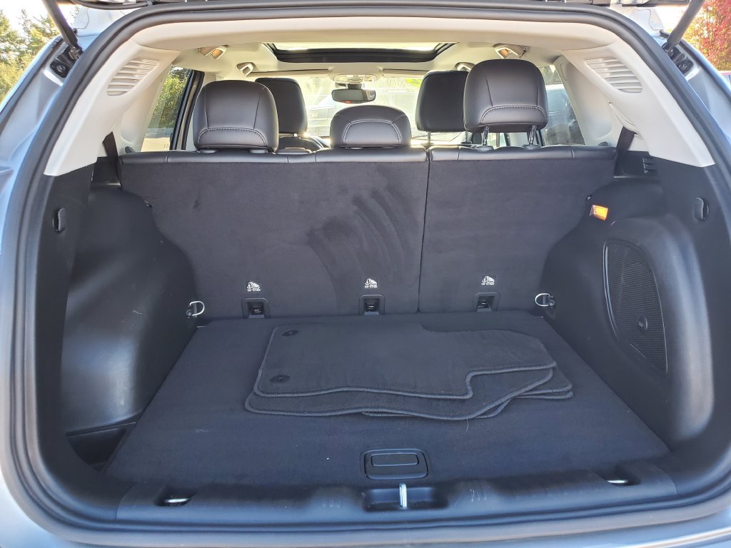 Used 2022 Jeep Compass Latitude w/ Sun and Sound Group AWD/4WD image 6