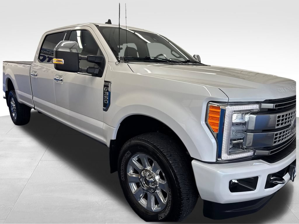 Used 2019 Ford F350 Platinum w/ FX4 Off-Road Package AWD/4WD image 7