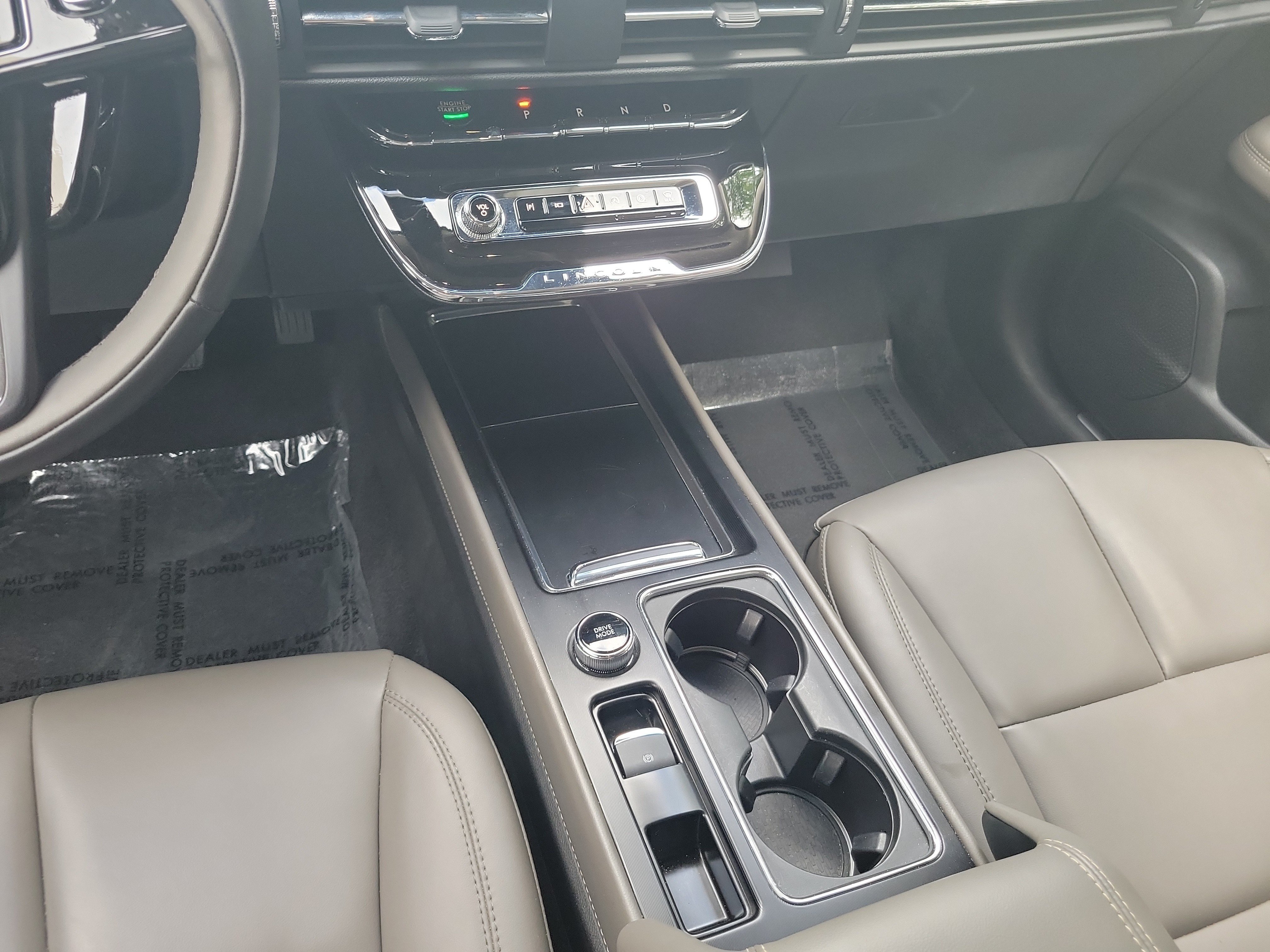 Used 2025 Lincoln Corsair FWD image 18